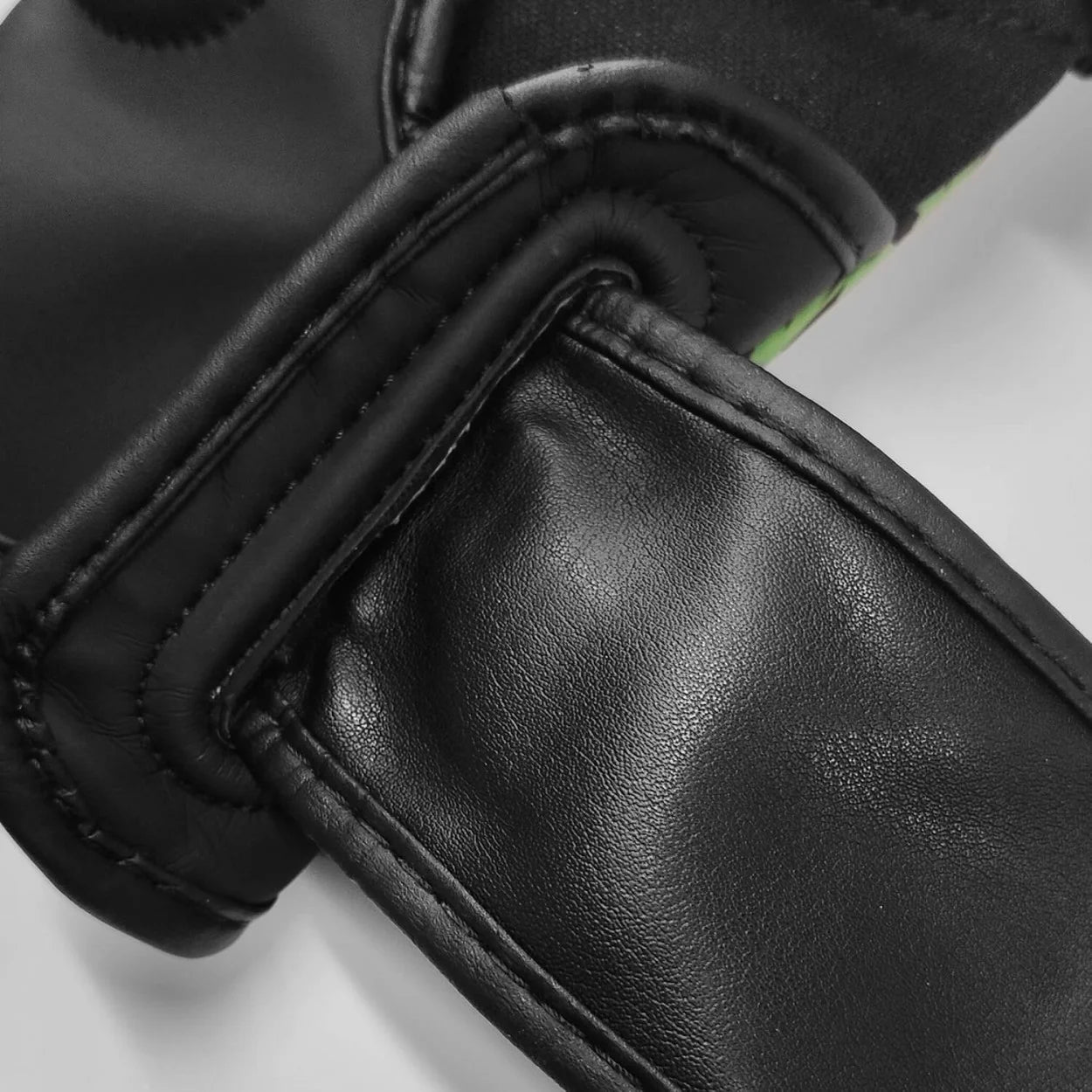 MMA Γάντια Sparring Olympus PRO X SPAR Z, Μαύρο/Πράσινο